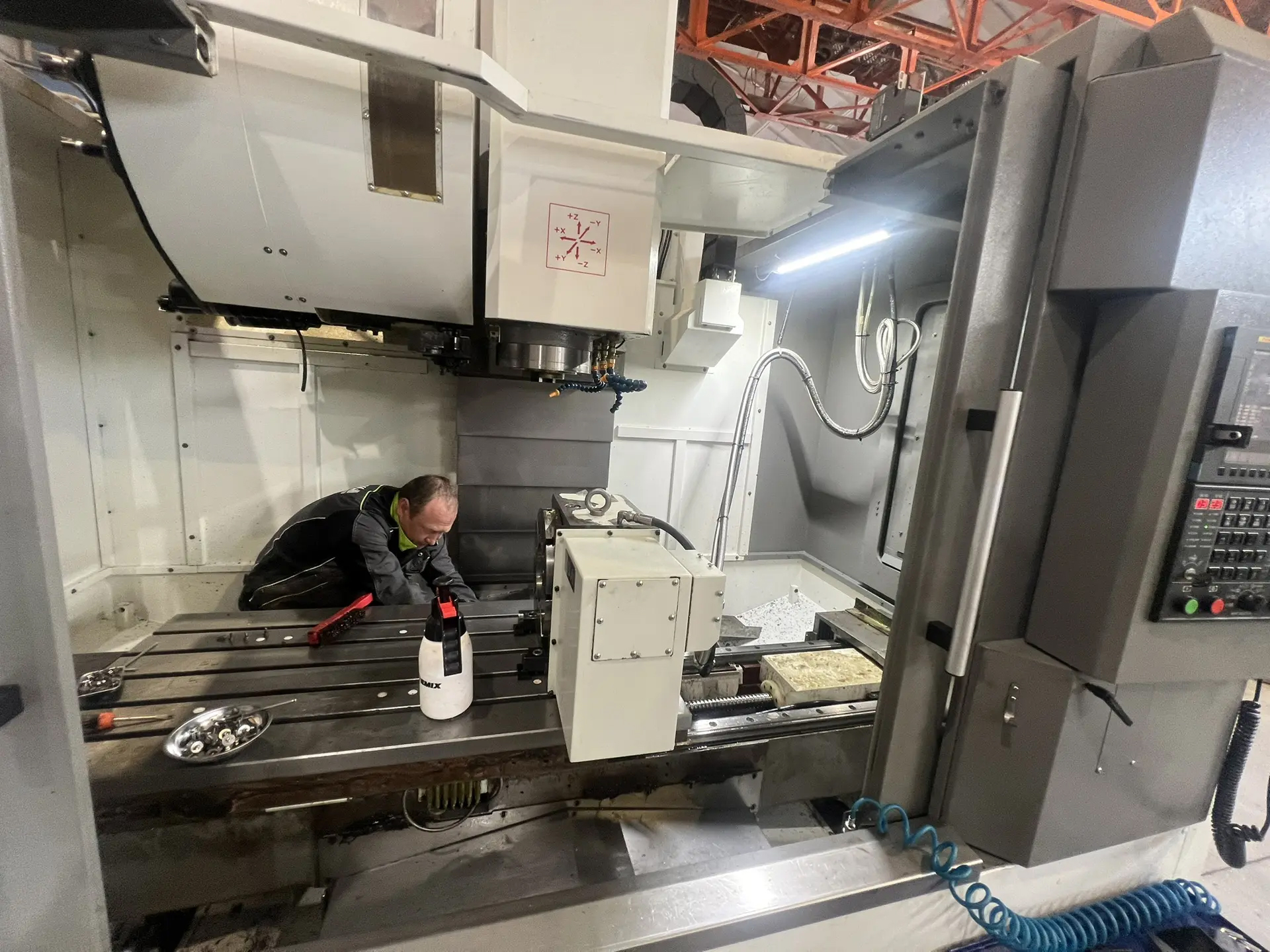 Техническое обслуживание фрезерного станка DMTG VDLS1200 c ЧПУ FANUC 